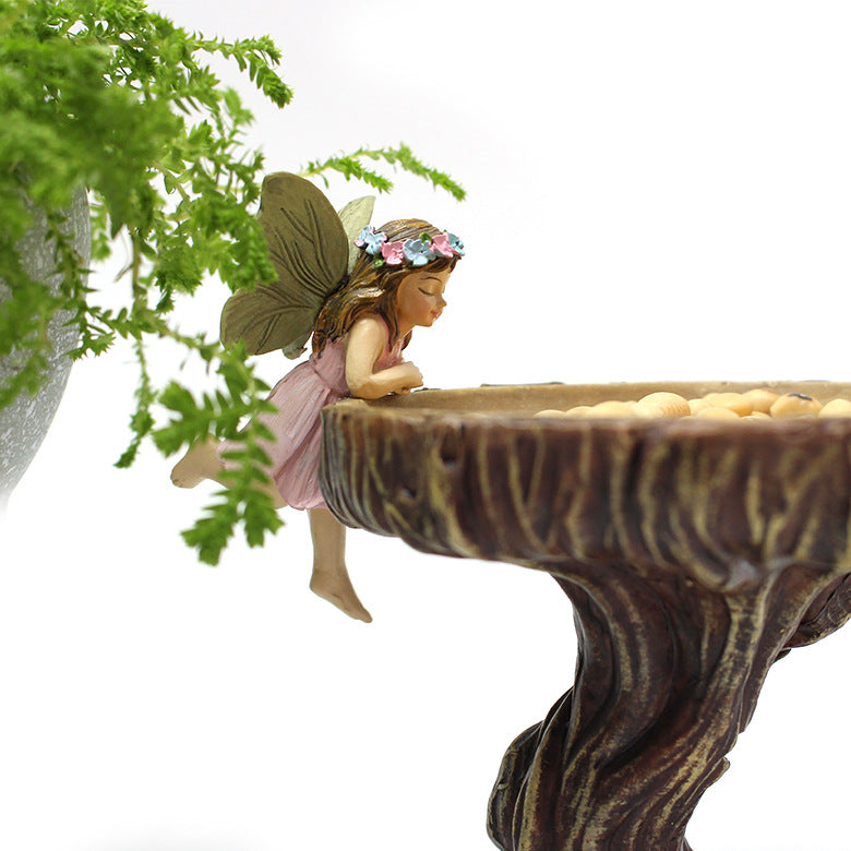 Outdoor Resin Crafts Of Bird Feeder